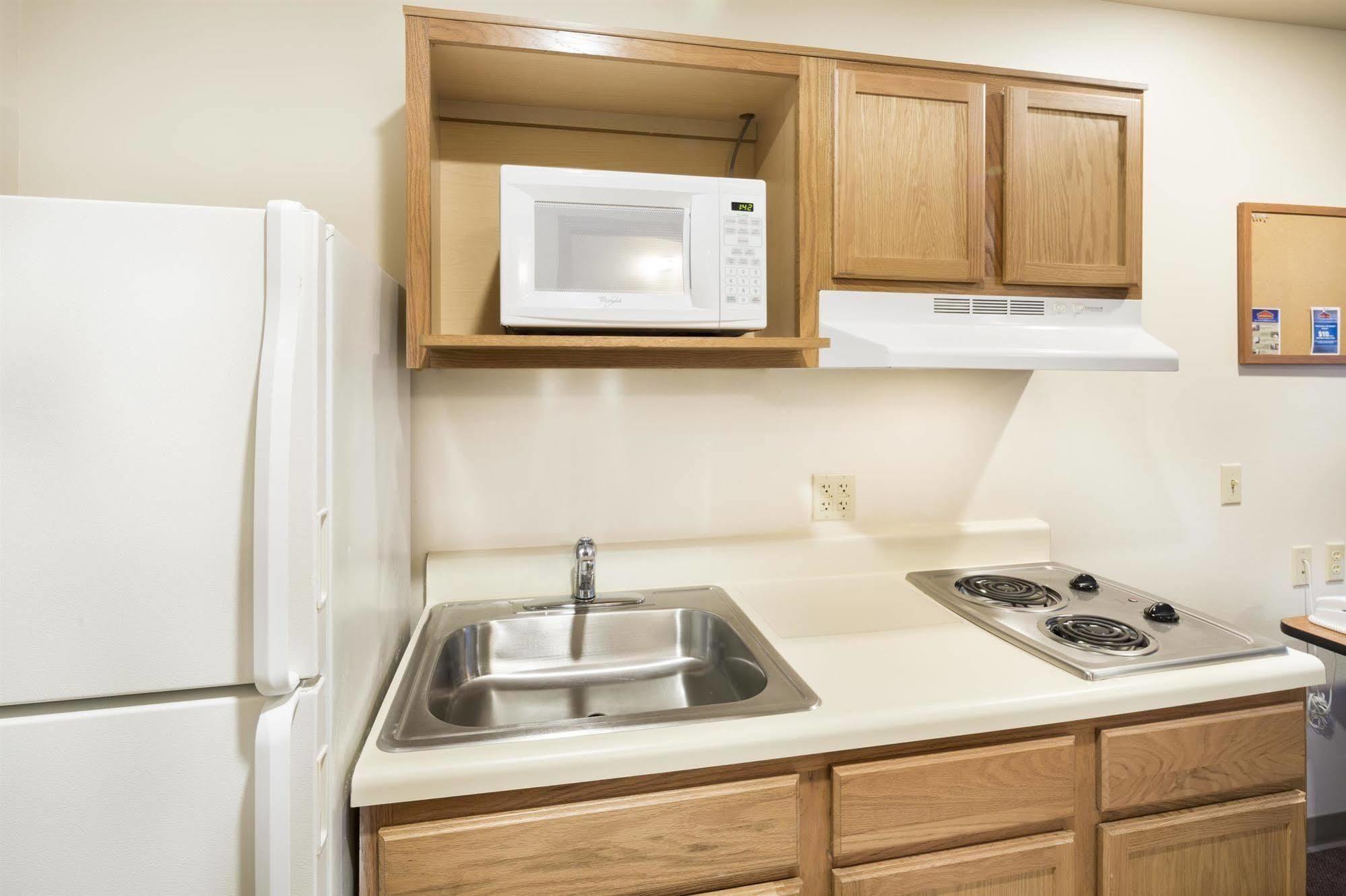 Extended Stay America Select Suites - Wichita - South Exterior photo