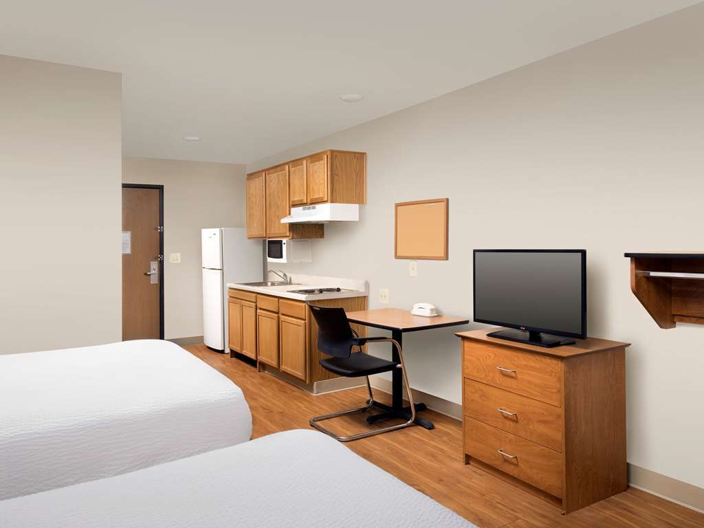 Extended Stay America Select Suites - Wichita - South Room photo