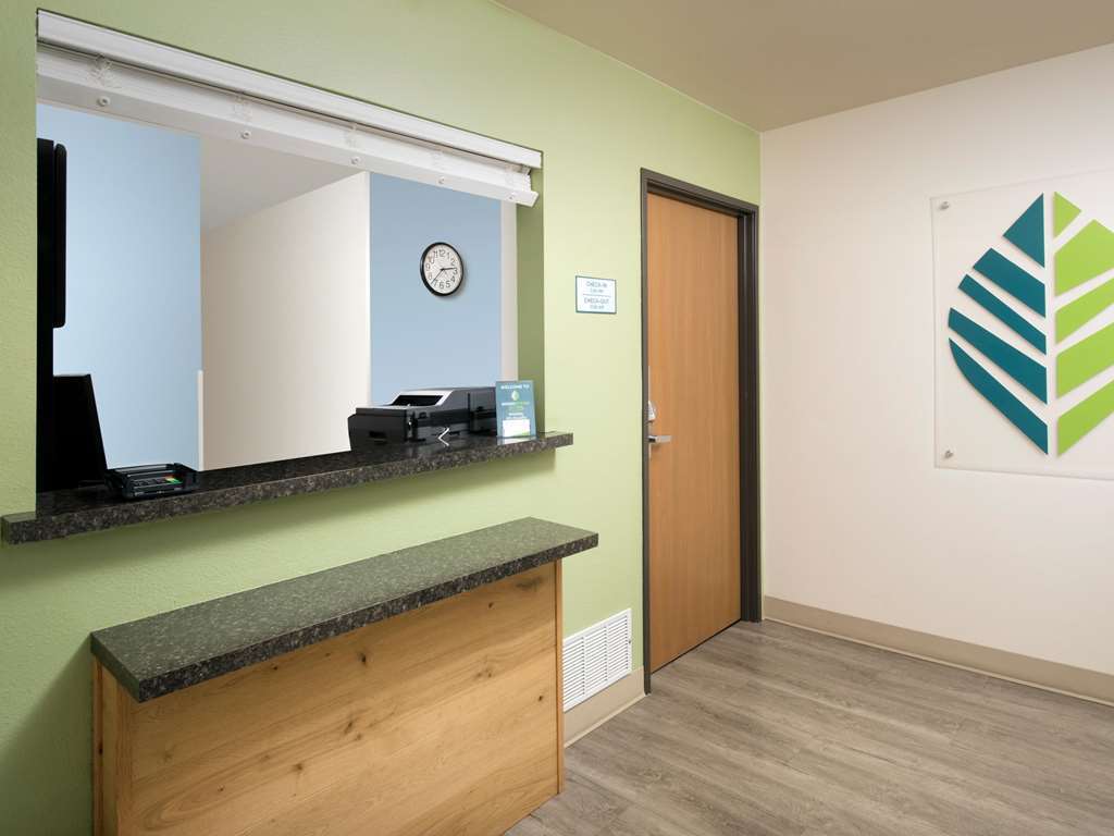 Extended Stay America Select Suites - Wichita - South Interior photo